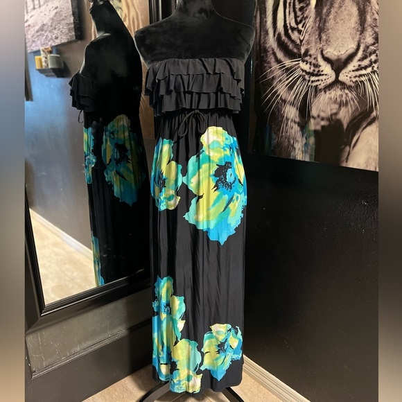 🔥3 for $25🔥 CUTE STRAPLESS BLACK WITH YELLOW GREEN AND BLUE FLOWERS SZ PS - Picture 2 of 7